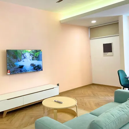 3R12Pax Fahrenheit88 B - Opposite Pavilion Kl Bukit Bintang Trx Kaite Homestay Kuala Lumpur Exterior photo