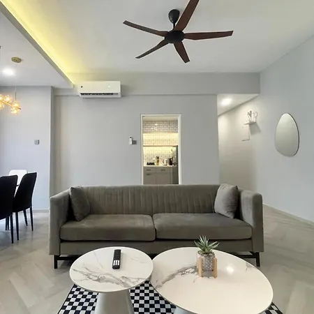 3R12Pax Fahrenheit88 B - Opposite Pavilion Kl Bukit Bintang Trx Kaite Homestay Kuala Lumpur Exterior photo
