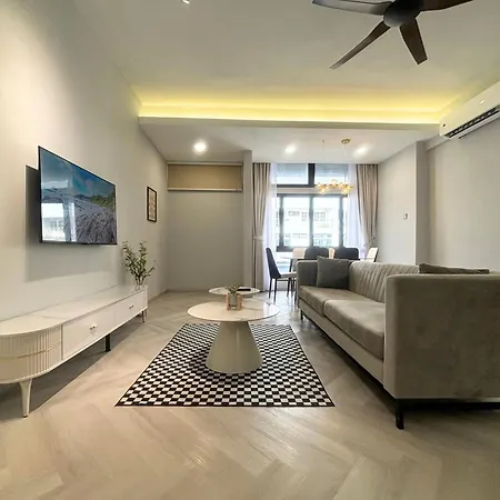 3R12Pax Fahrenheit88 B - Opposite Pavilion Kl Bukit Bintang Trx Kaite Homestay Kuala Lumpur Exterior photo